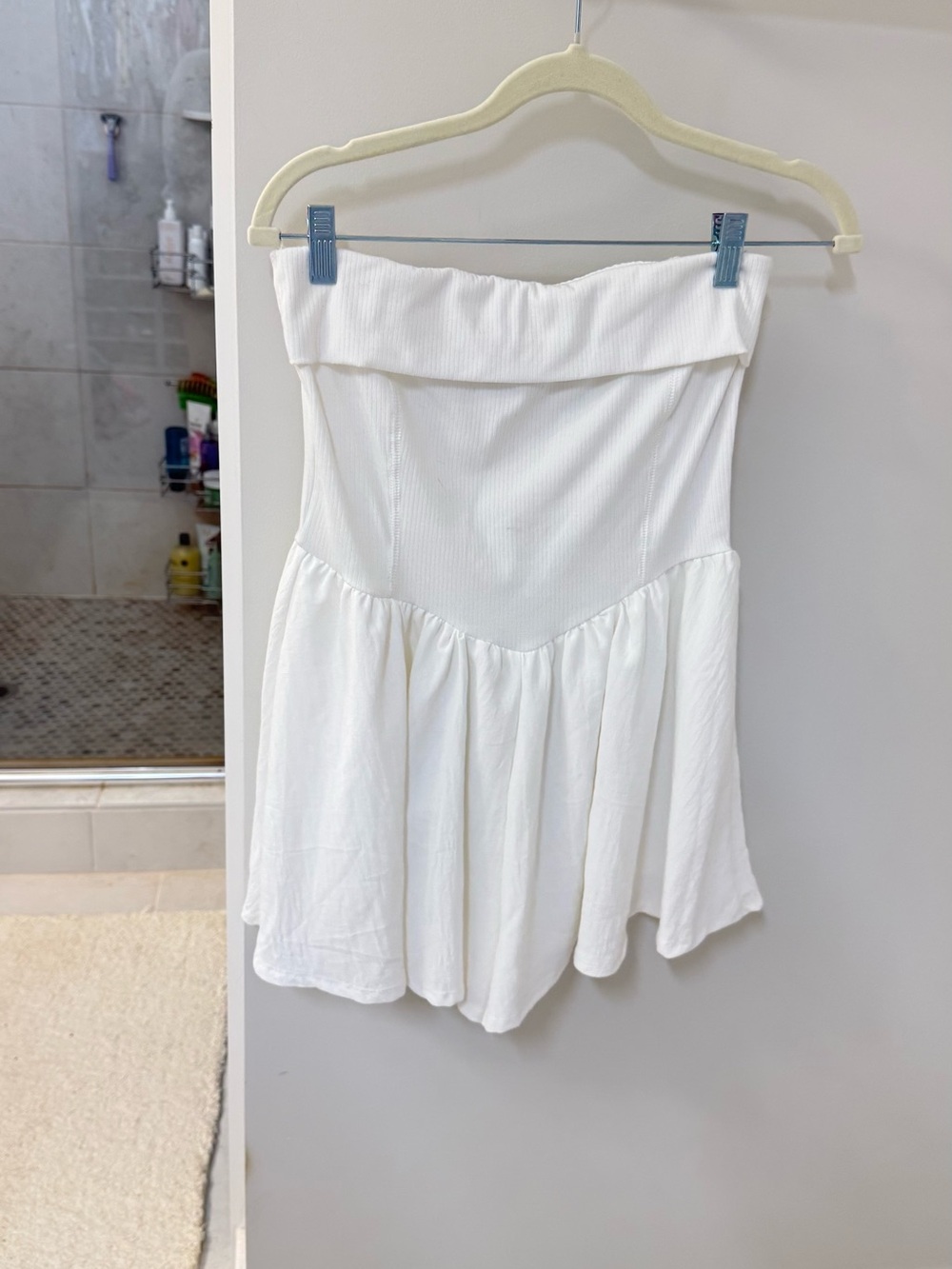 Lulus White Strapless romper